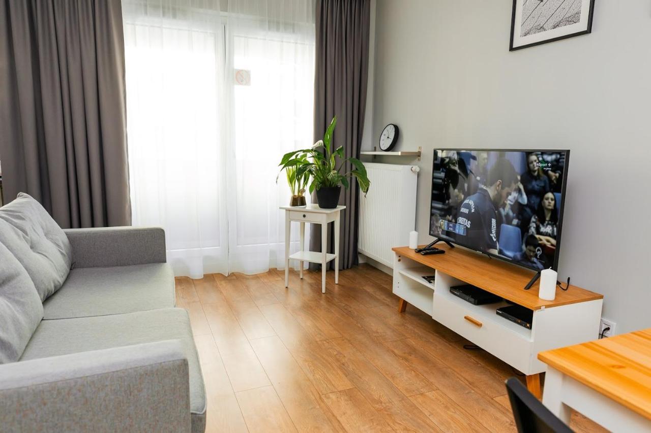 Crystal Guesthouse Warszawa Exteriör bild